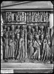 1 vue  - [Saint-Avé. Chapelle du Bourg-d\'en-Bas, bas-relief en pierre.] / David (éditeur de cartes postales). Editeur. Sans date (ouvre la visionneuse)