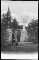 1 vue  - [Saint-Jean-Brévelay. Monument aux victimes de l\'incendie du 28 avril 1801.] / David (éditeur de cartes postales). Editeur. Sans date (ouvre la visionneuse)