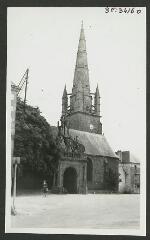 2 vues  - [Église Saint-Cornély, porche et clocher.]. S.d. (ouvre la visionneuse)