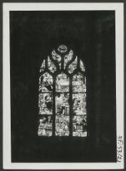 2 vues  - [Chapelle Saint-Fiacre, vitrail du transept nord représentant la naissance du Christ, la circoncision et saint Jean-Baptiste.]. S.d. (ouvre la visionneuse)