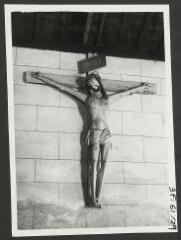 2 vues  - [Chapelle Sainte-Julienne, Christ en croix.]. S.d. (ouvre la visionneuse)