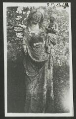 2 vues  - [Chapelle du Borne, Statue de Vierge à  l\'Enfant (avant restauration).] / Halgouà«t (Du). Photographe. S.d. (ouvre la visionneuse)