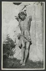 2 vues  - [Chapelle Saint-Laurent, Christ mural (la croix et les bras ont disparu).] / Godineau. Photographe. 1940-1950 (ouvre la visionneuse)