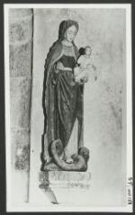 2 vues  - [Chapelle Saint-Adrien, Statue de la vierge et l\'enfant.]. S.d. (ouvre la visionneuse)